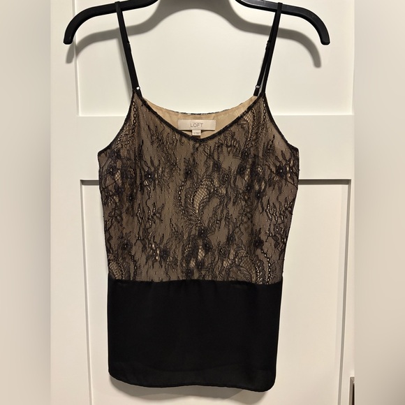 LOFT Tops - Ann Taylor Loft Black Lace Camisole Size XS Suiting